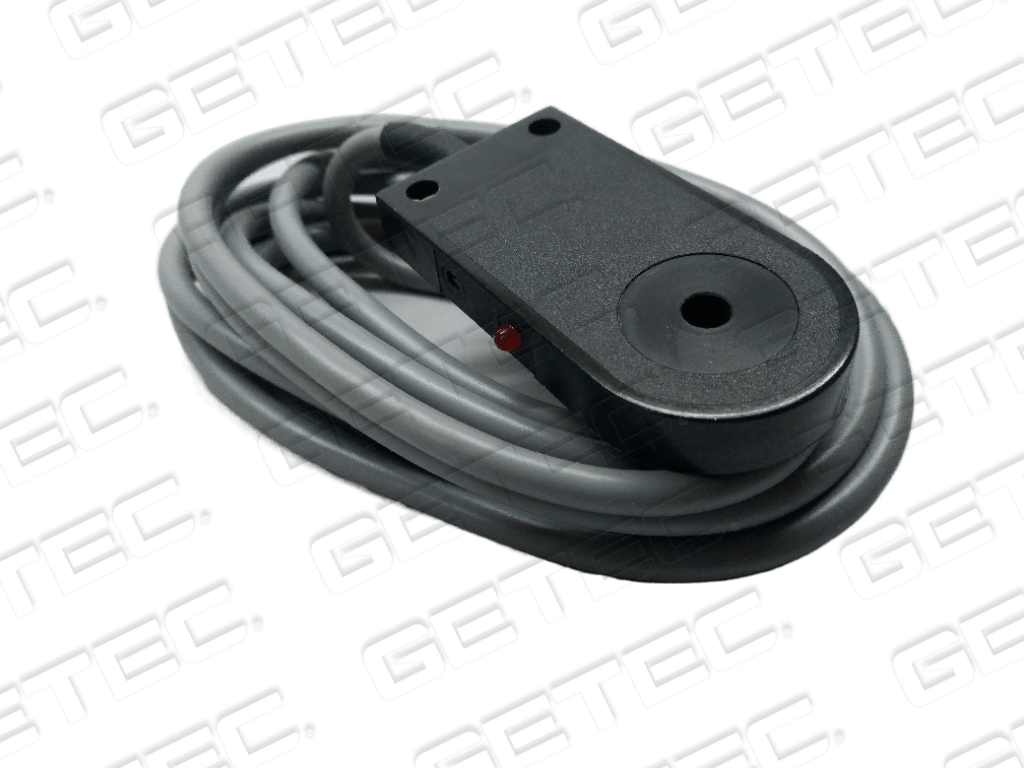 SIA05CE PNP NO+NC Sensor Inductivo Aeco Aeco Sensors